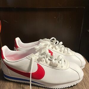 Nike Cortez/womens/8.5